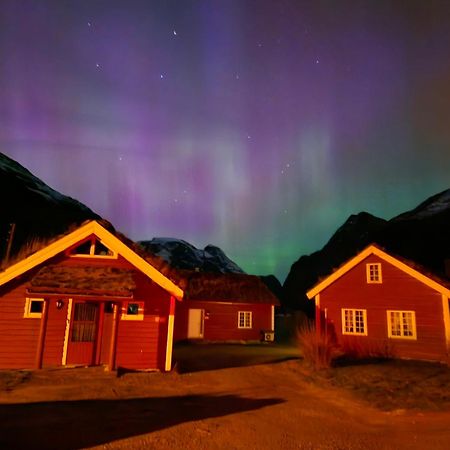 Trollbu Aabrekk Gard Villa Briksdalsbre Bagian luar foto