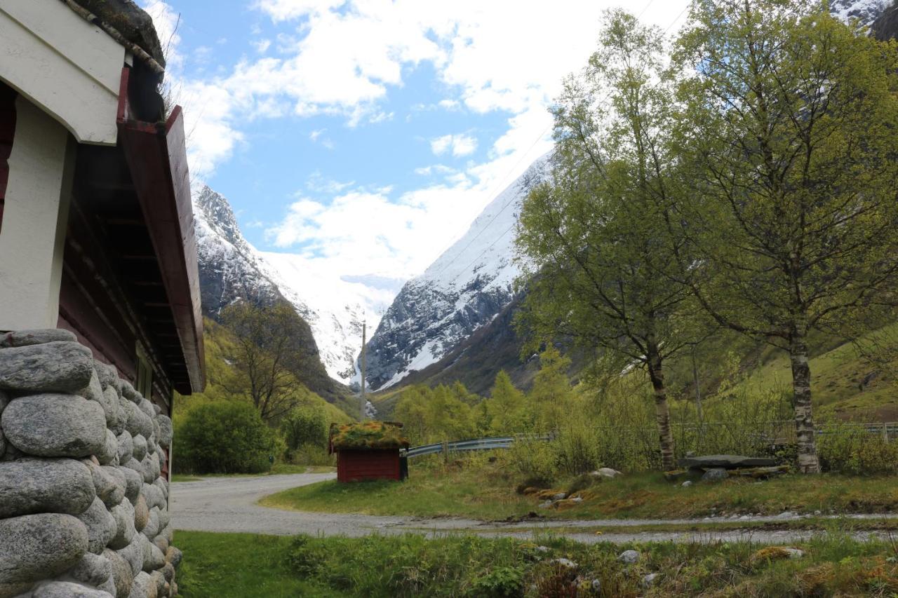 Trollbu Aabrekk Gard Villa Briksdalsbre Bagian luar foto